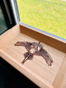 Gunny's Paddles Awards & Engraving