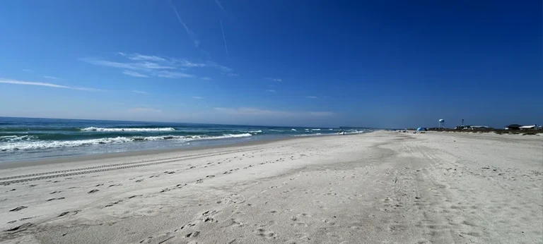 After Tourist Season: How Topsail Area Businesses Can Stay Visible
